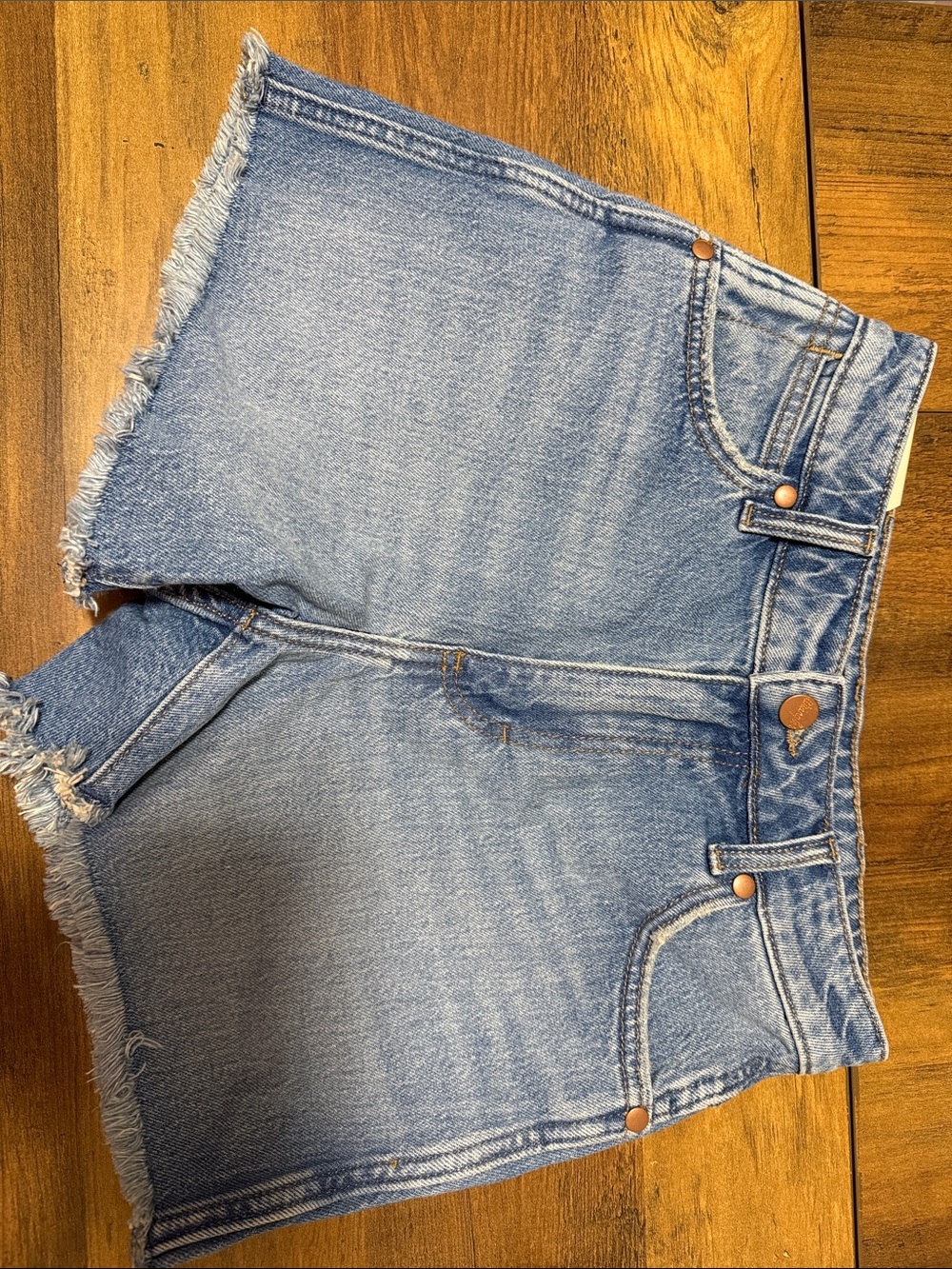 Wrangler size 25 cowboy short high rise Denim Frayed Hem Women's Shorts